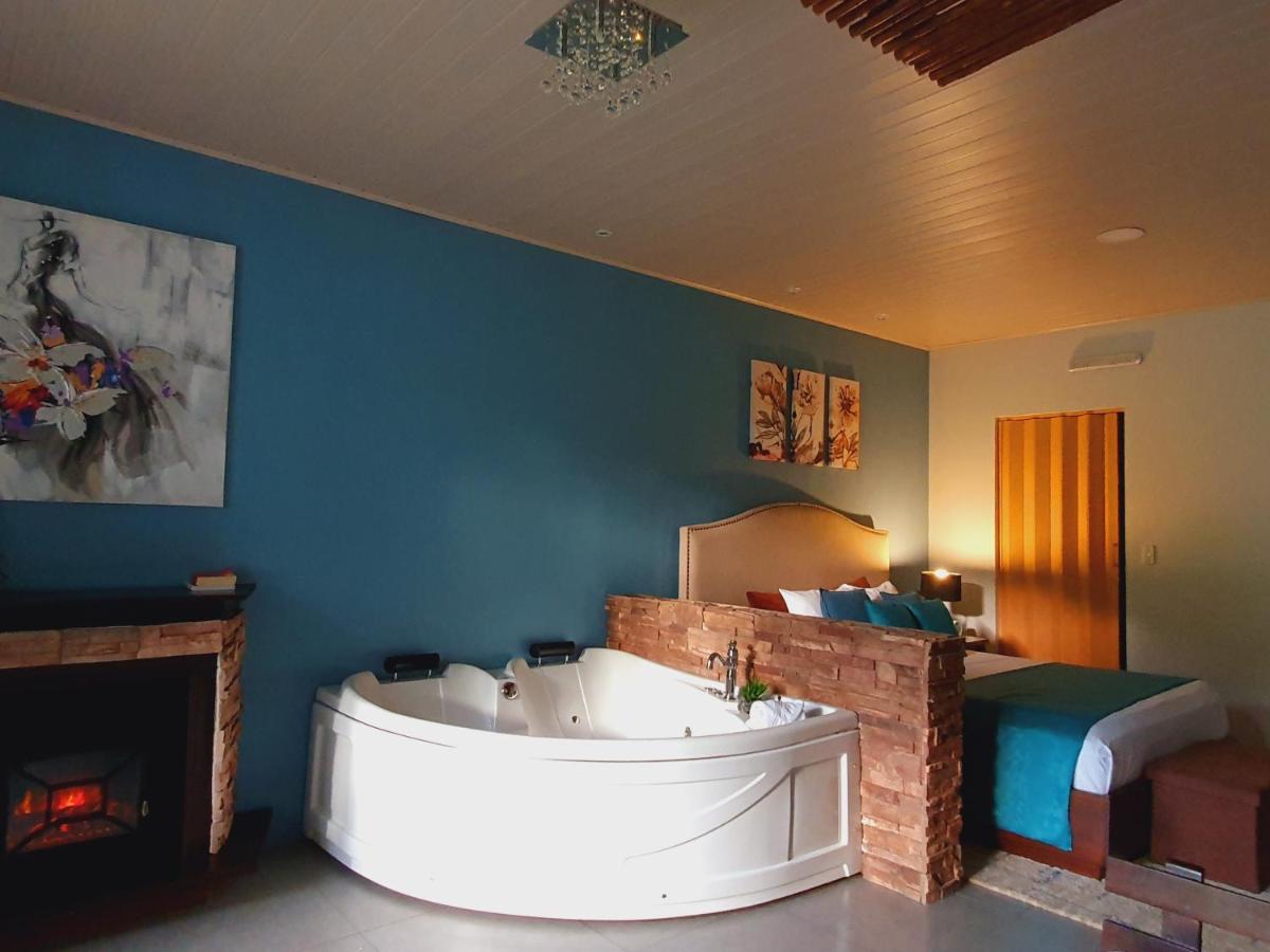 Yellow Tree Suites La Fortuna Ngoại thất bức ảnh