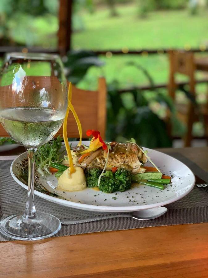 Yellow Tree Suites La Fortuna Ngoại thất bức ảnh