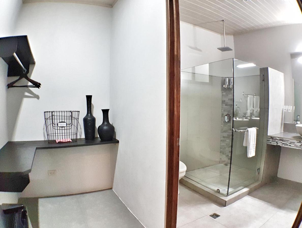 Yellow Tree Suites La Fortuna Ngoại thất bức ảnh