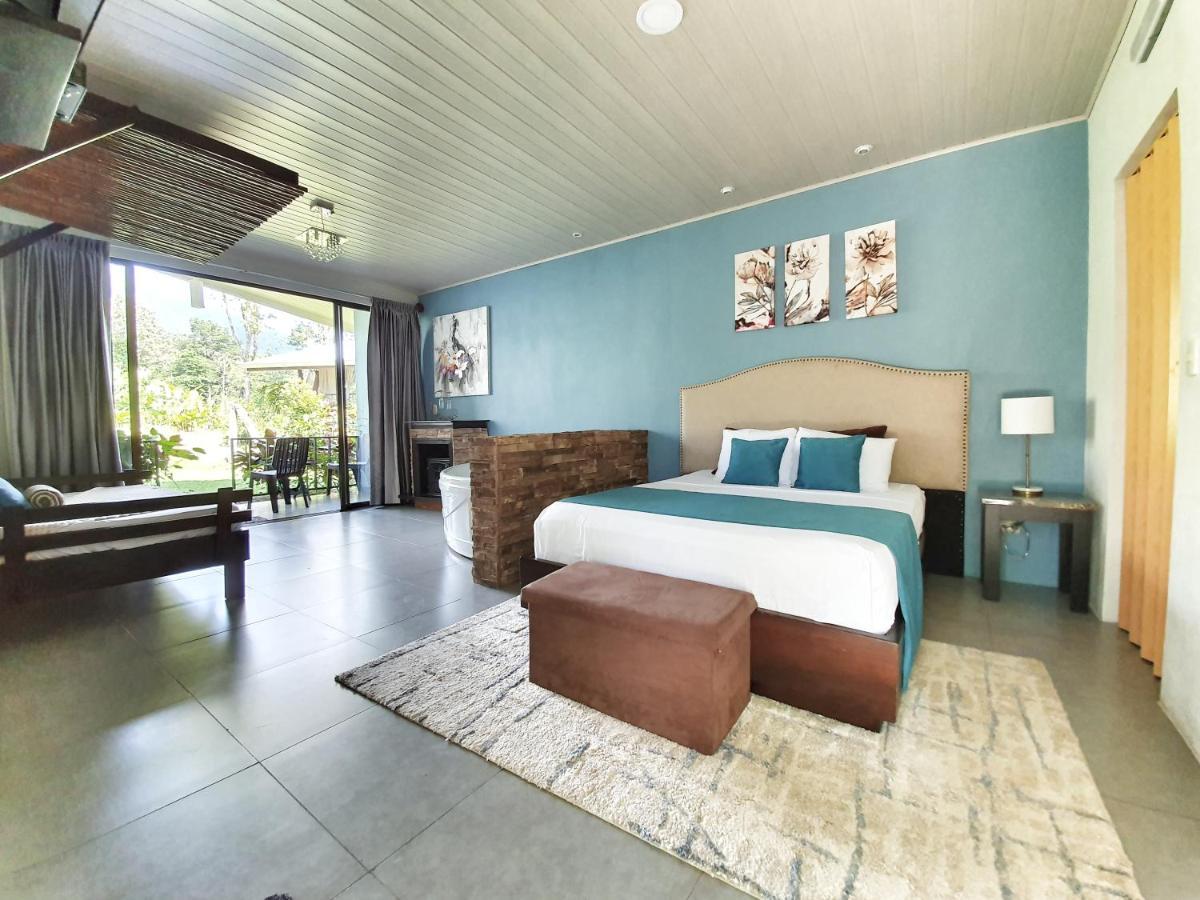 Yellow Tree Suites La Fortuna Ngoại thất bức ảnh